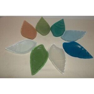 New  Shell Shape  Set Of 8  Made In Turkey Glass  Serving Dishes 5.5"L X 3"W NWT